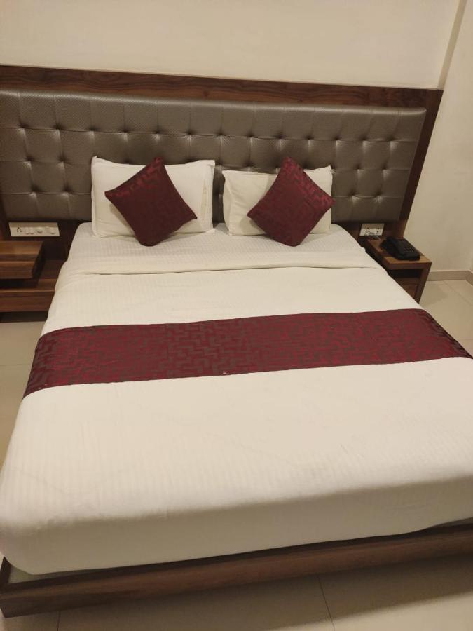 Hotel Powai Comfort Mumbai Bagian luar foto