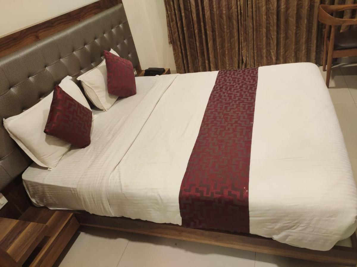 Hotel Powai Comfort Mumbai Bagian luar foto