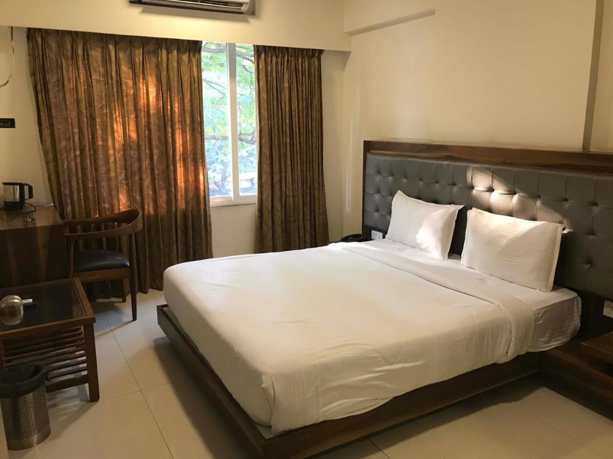Hotel Powai Comfort Mumbai Bagian luar foto